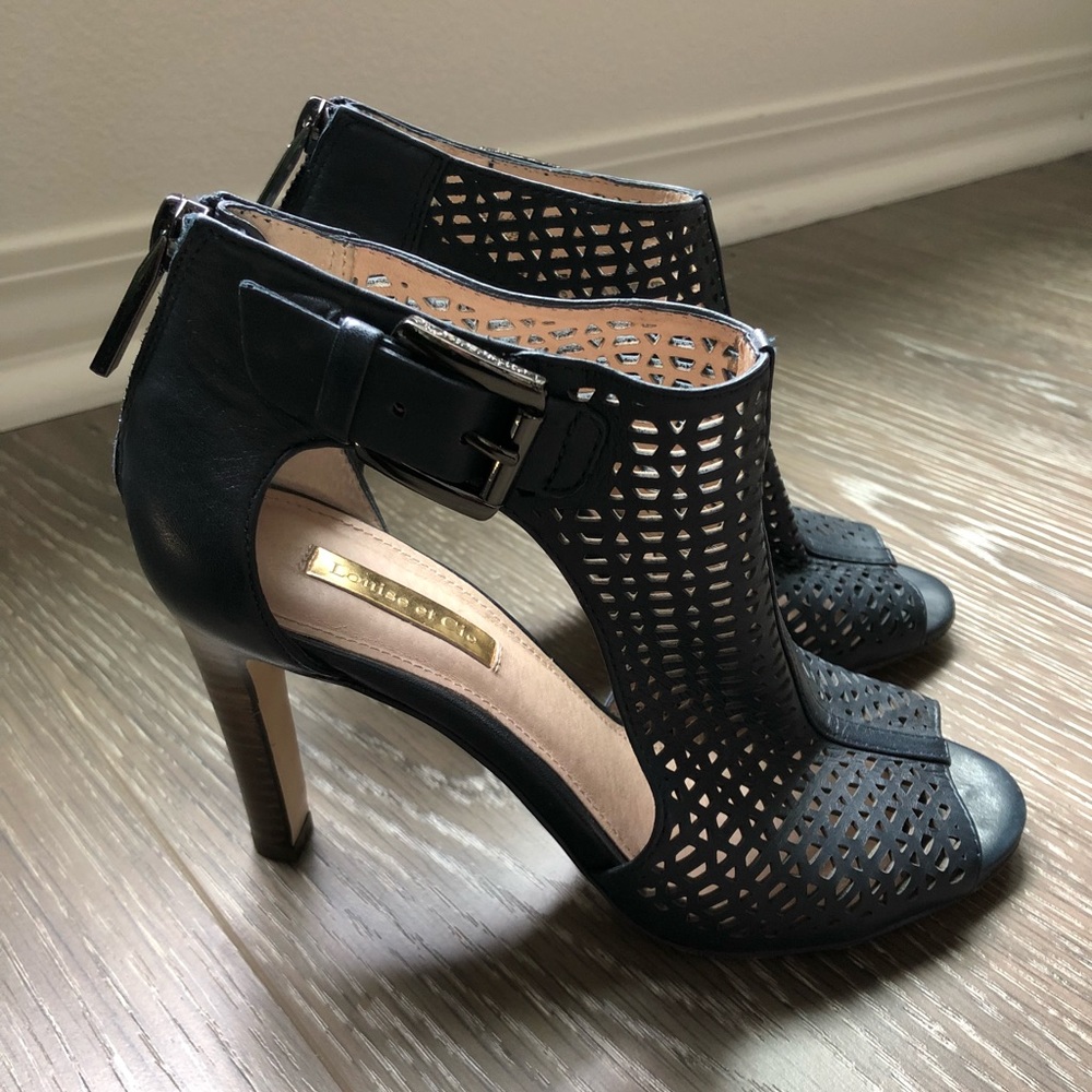 Louise et Cie Navy blue heels